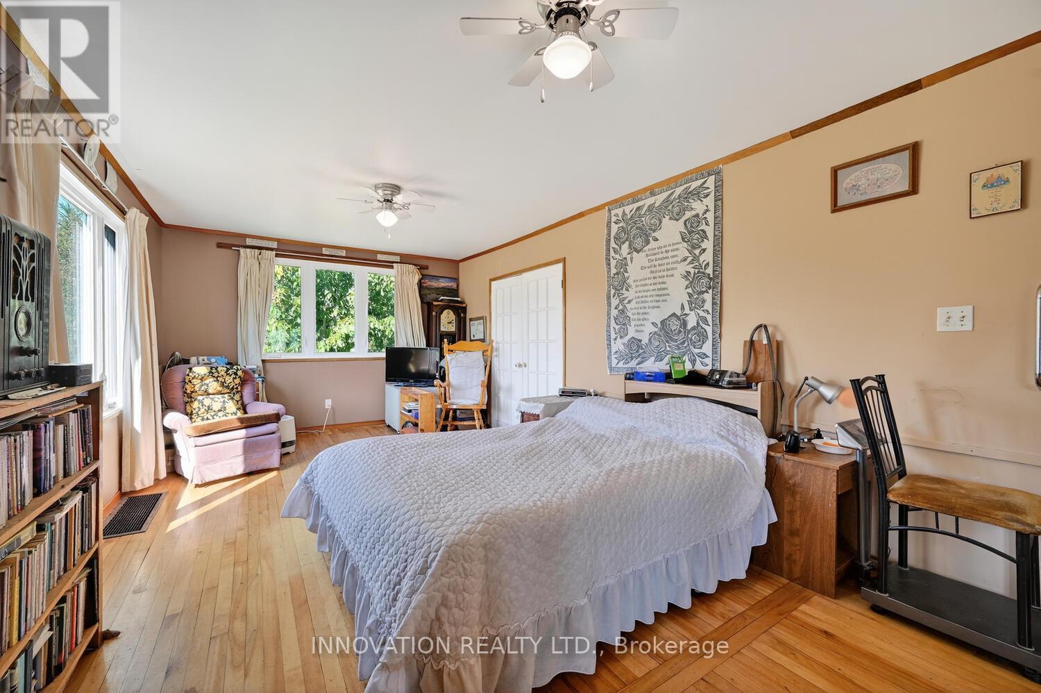 15890 Dixon Road, South Stormont, Ontario  K0C 1R0 - Photo 11 - X12365917