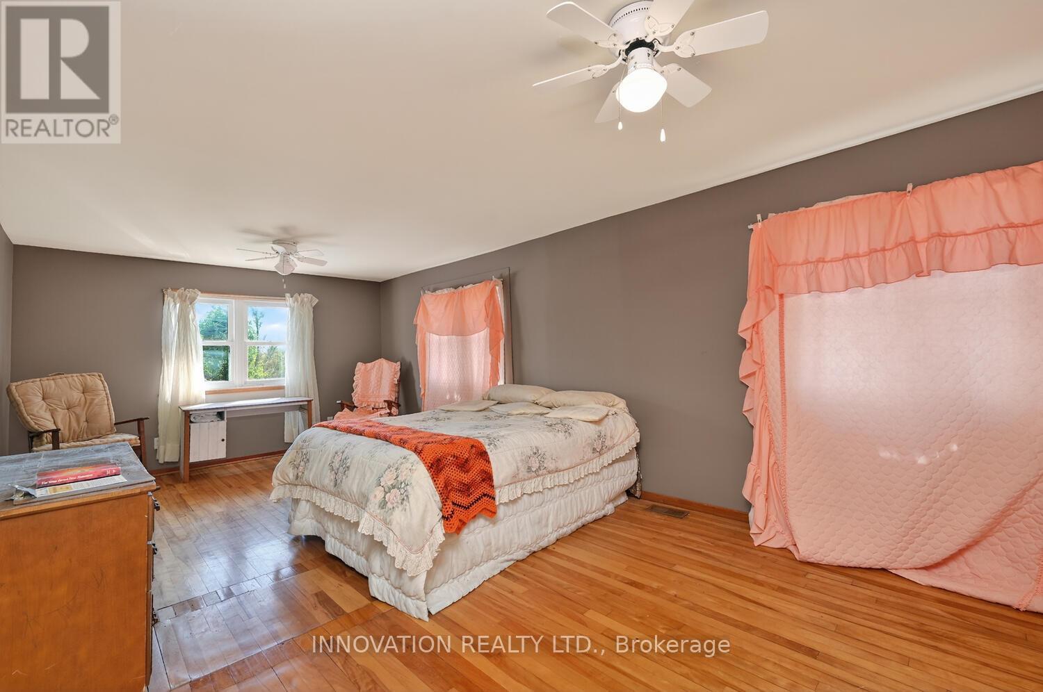 15890 Dixon Road, South Stormont, Ontario  K0C 1R0 - Photo 15 - X12365917