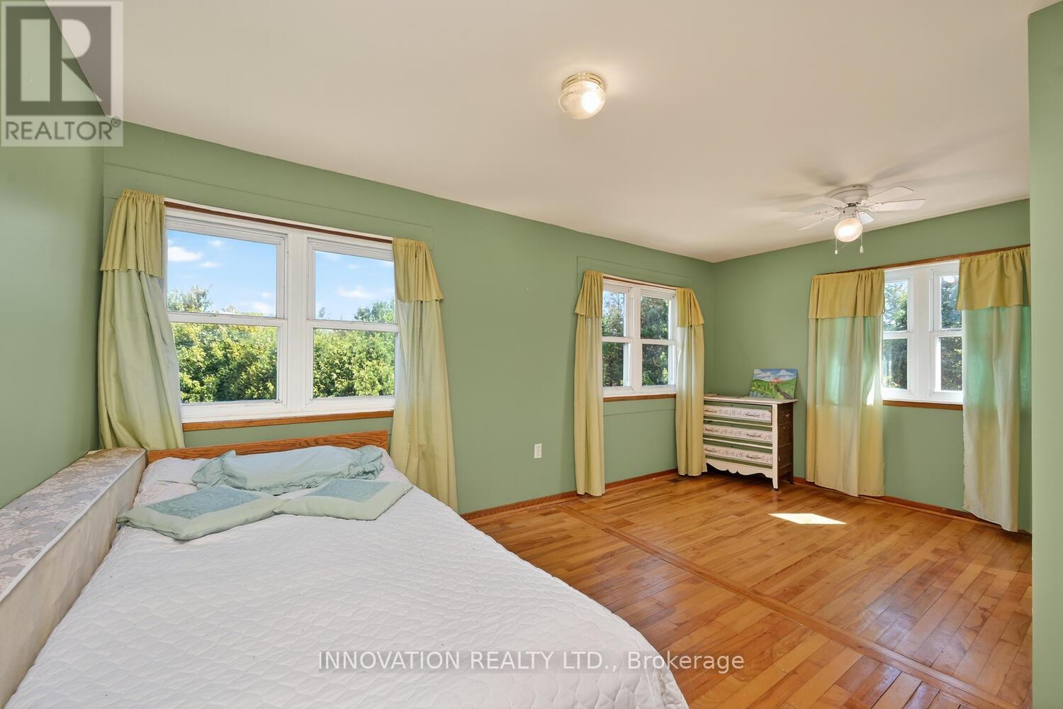 15890 Dixon Road, South Stormont, Ontario  K0C 1R0 - Photo 16 - X12365917