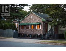 1645 St. Margaret'S Bay Road, Timberlea, Ca