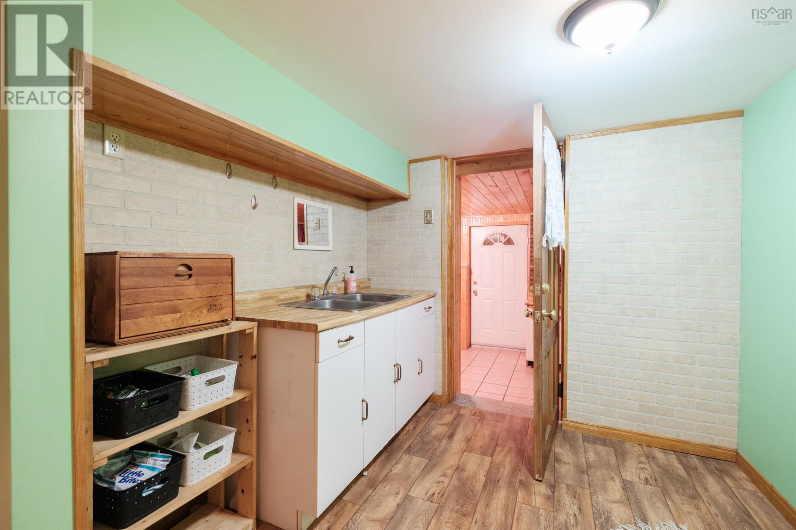 1645 St. Margaret's Bay Road, Timberlea, Nova Scotia  B3T 1B4 - Photo 37 - 202521682