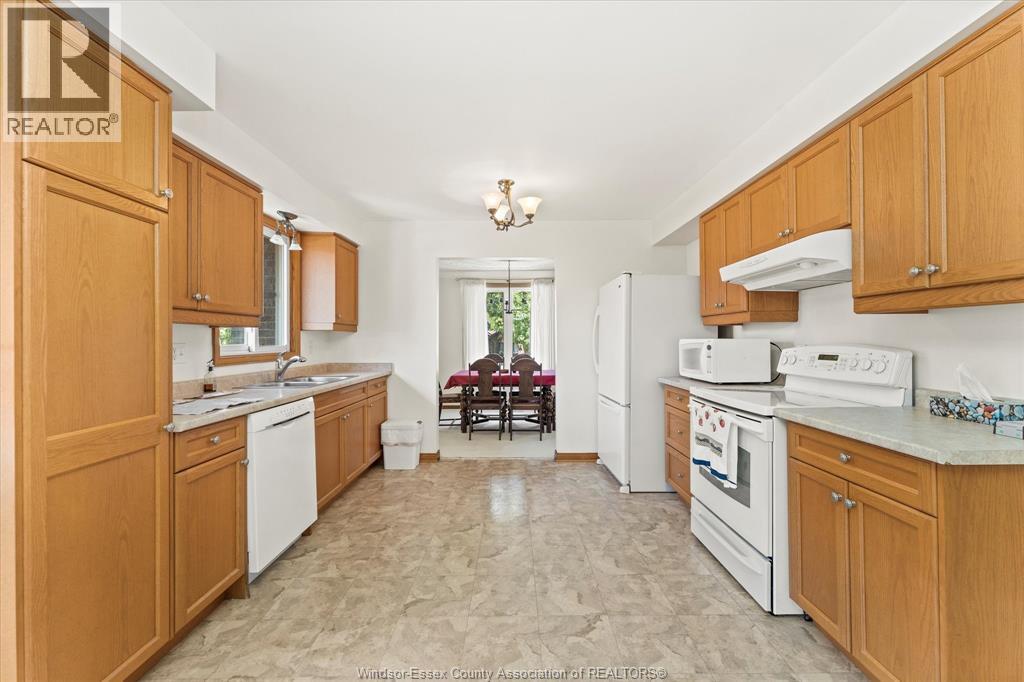 3939 Borrelli, Windsor, Ontario N9G 2H9 - Photo 12 - 25021623