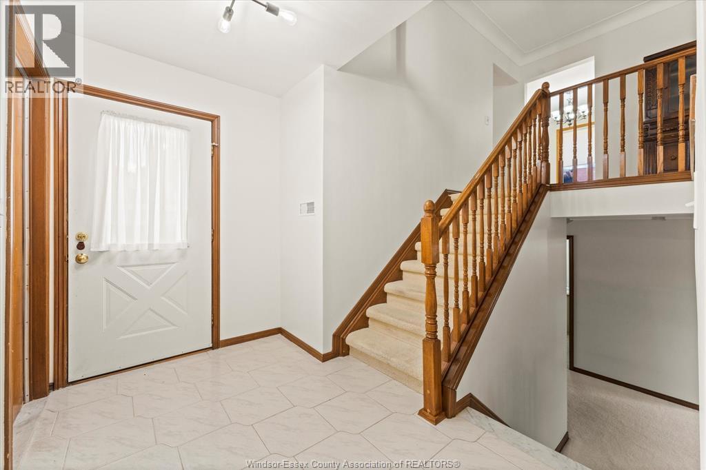 3939 Borrelli, Windsor, Ontario N9G 2H9 - Photo 2 - 25021623