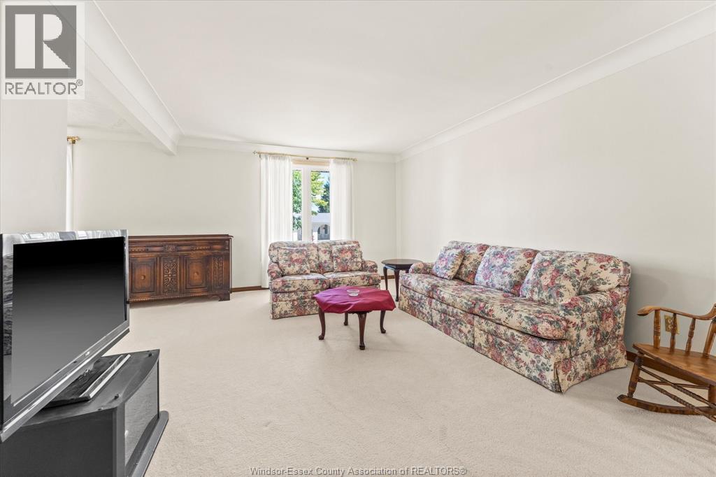 3939 Borrelli, Windsor, Ontario N9G 2H9 - Photo 5 - 25021623