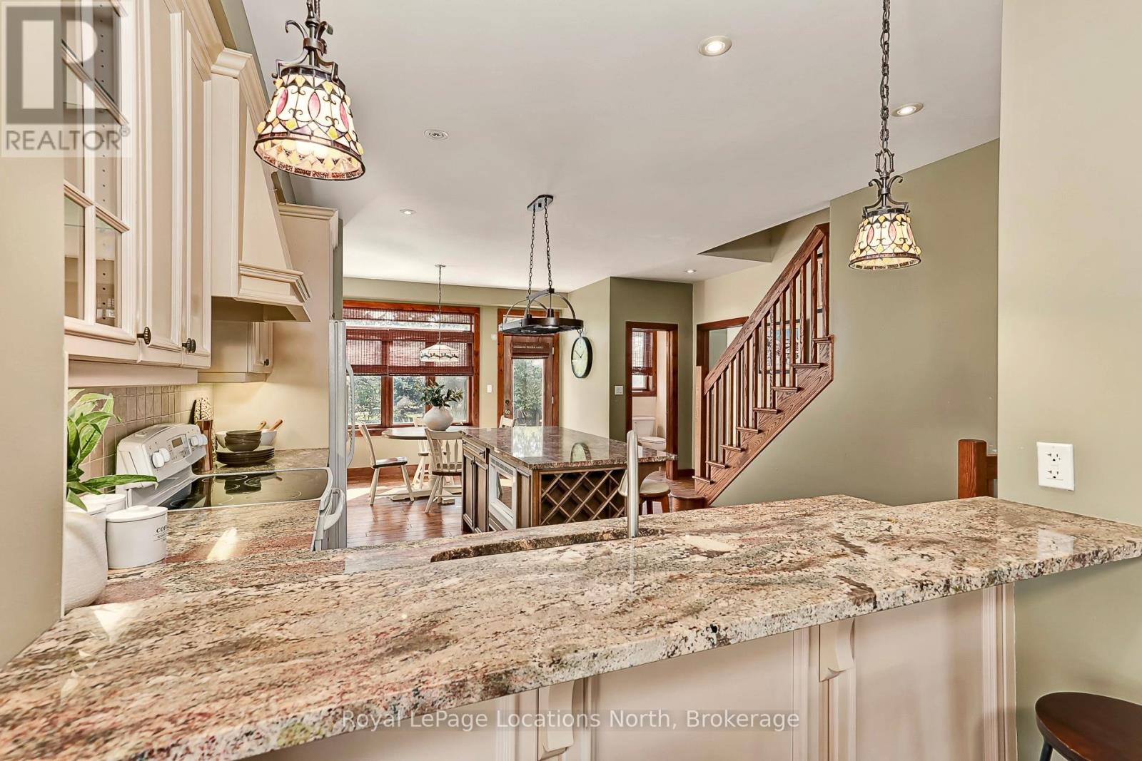 115 Venture Boulevard, Blue Mountains, Ontario  L9Y 0B6 - Photo 11 - X12365938