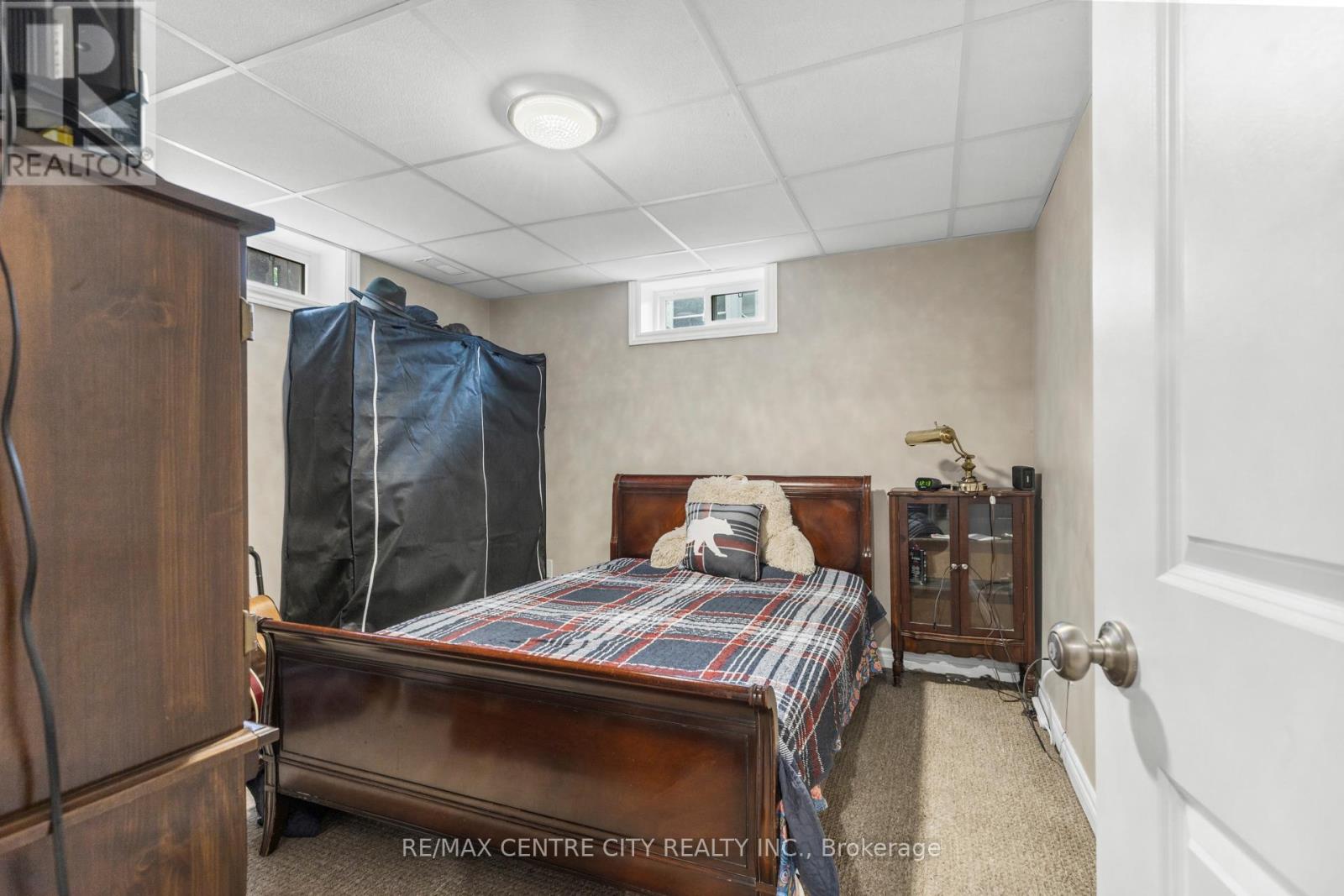 241 Forest Avenue, St. Thomas, Ontario  N5R 2K5 - Photo 17 - X12365928