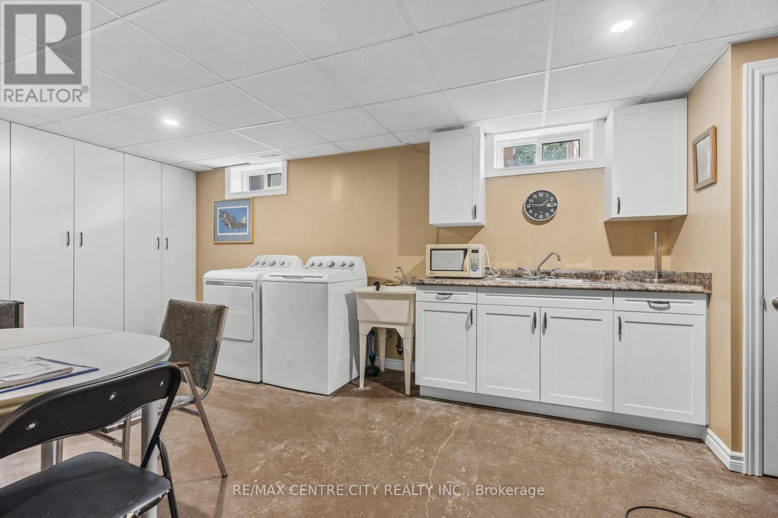 241 Forest Avenue, St. Thomas, Ontario  N5R 2K5 - Photo 19 - X12365928