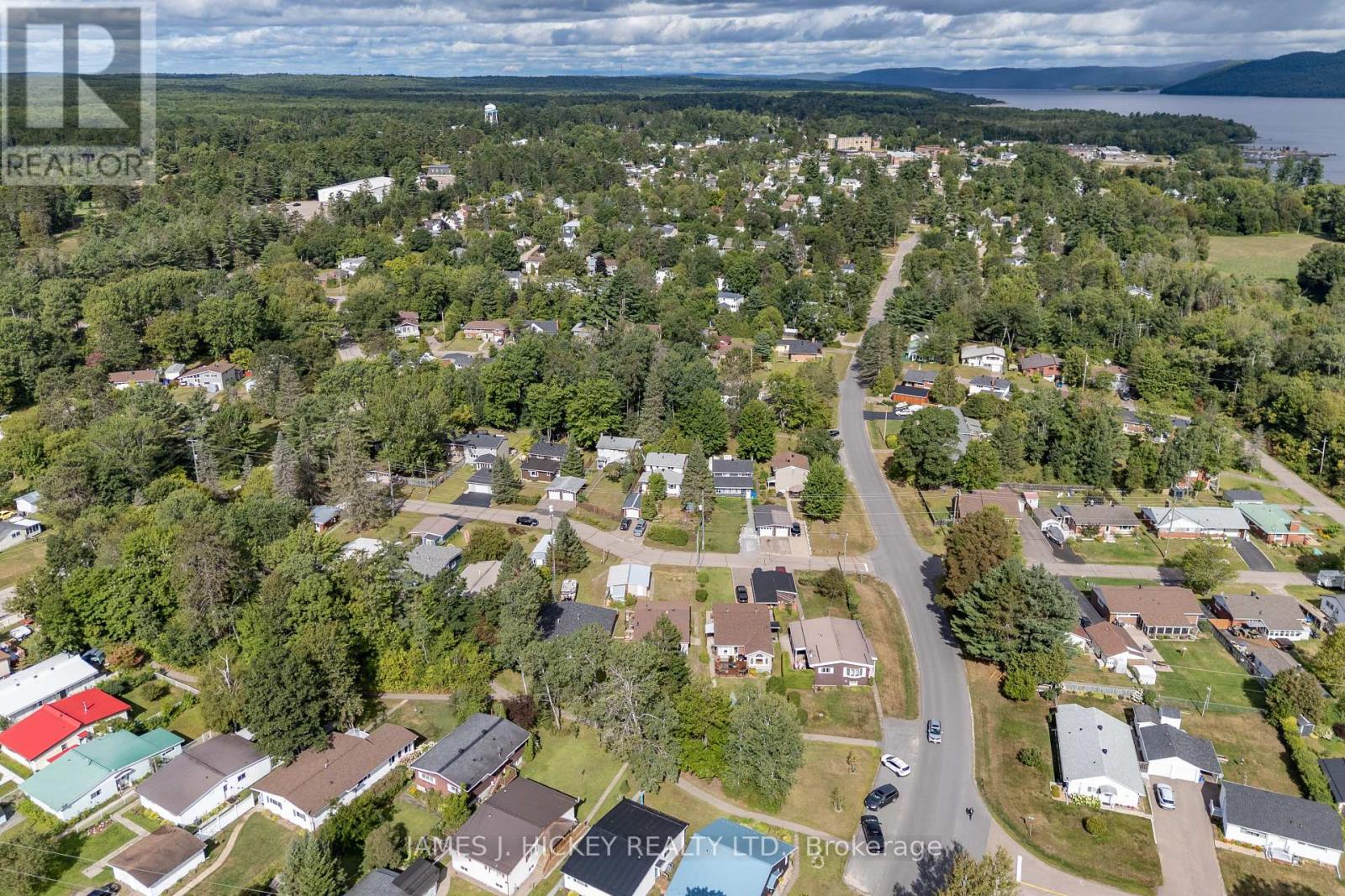 100 Maple Street, Deep River, Ontario  K0J 1P0 - Photo 39 - X12365943