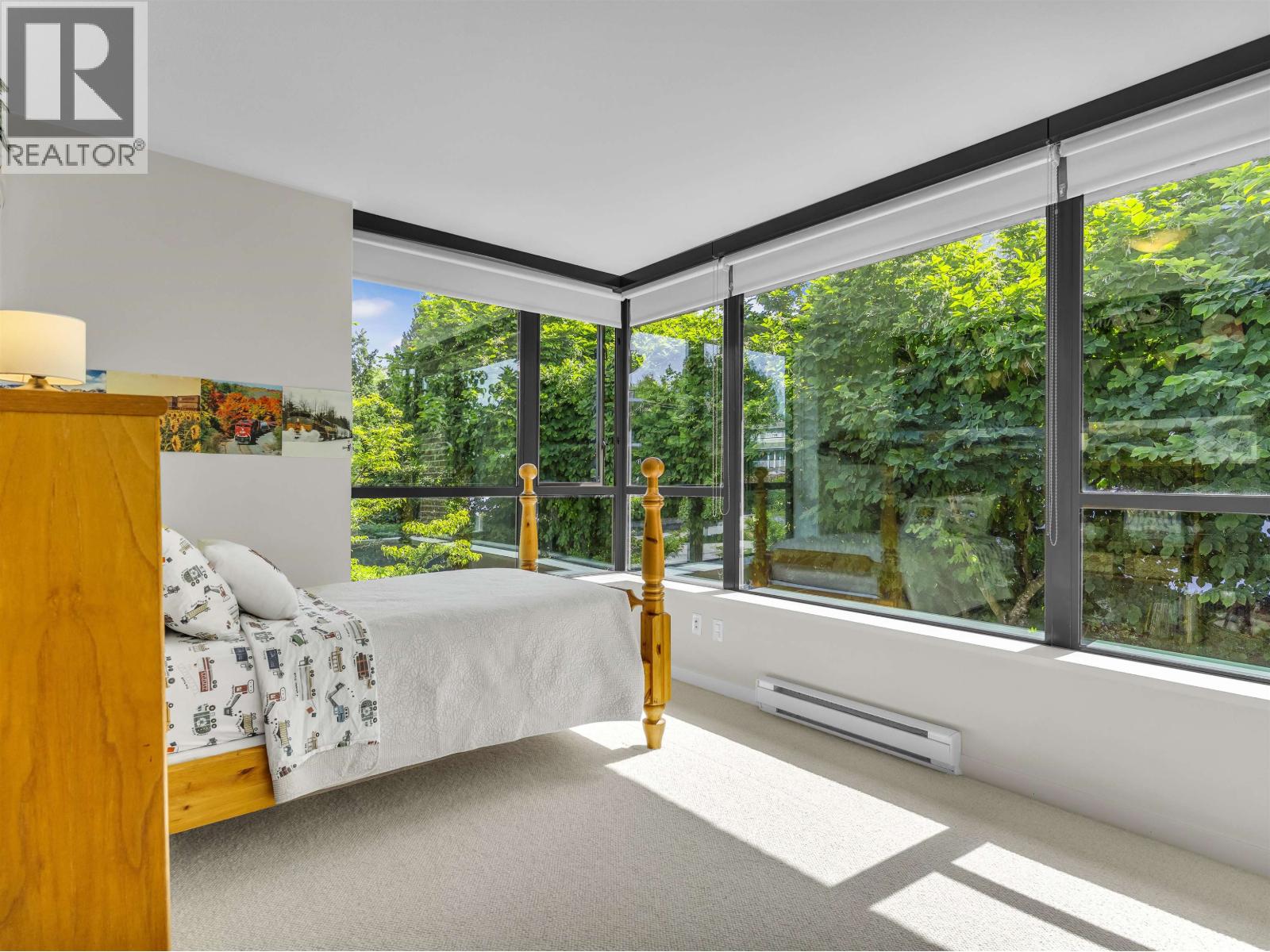 180 W 6th Street, North Vancouver, British Columbia  V7M 2M2 - Photo 13 - R3040798