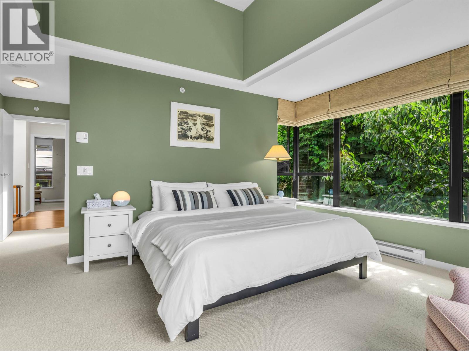 180 W 6th Street, North Vancouver, British Columbia  V7M 2M2 - Photo 10 - R3040798