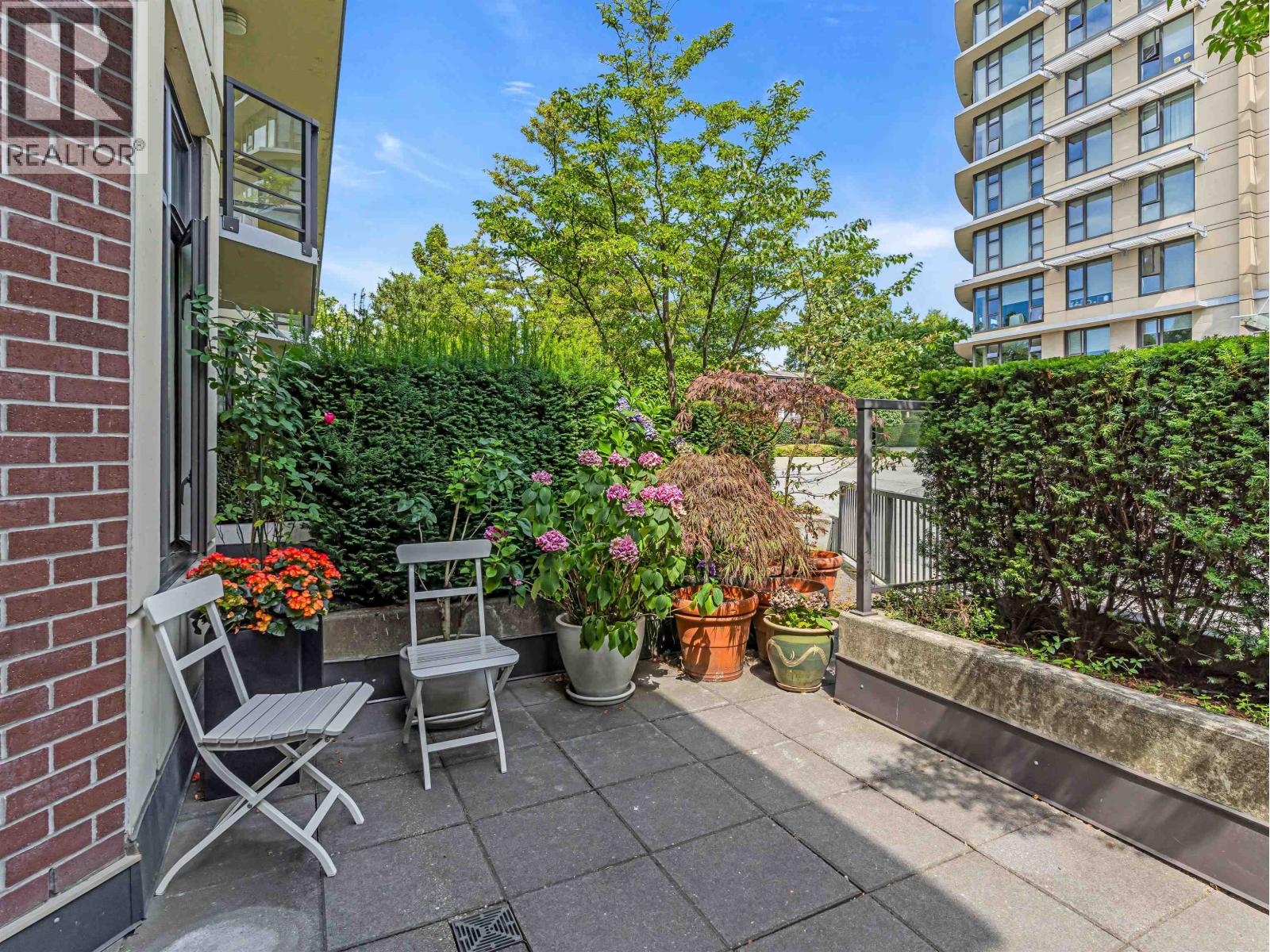 180 W 6th Street, North Vancouver, British Columbia  V7M 2M2 - Photo 23 - R3040798
