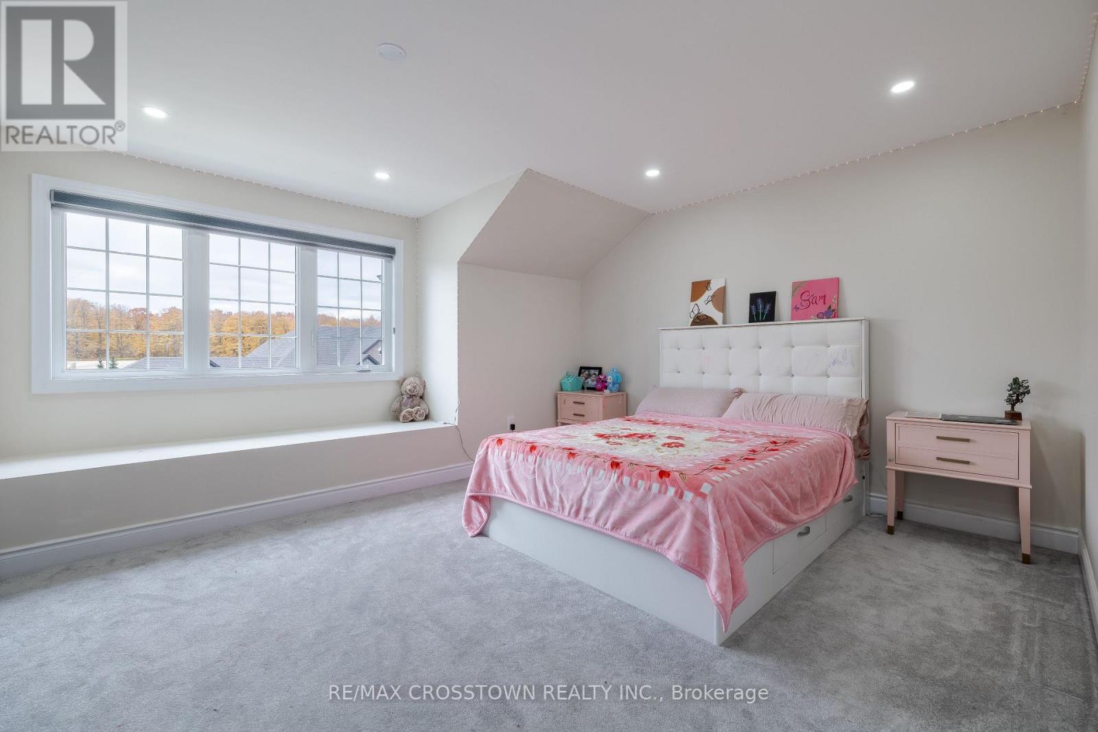 10 Stewart Crescent, Essa, Ontario  L0L 2N0 - Photo 37 - N12365361
