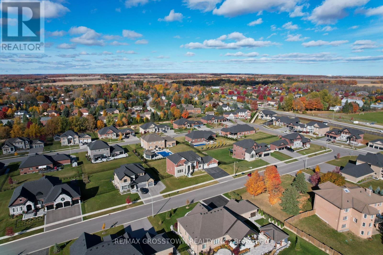 10 Stewart Crescent, Essa, Ontario  L0L 2N0 - Photo 50 - N12365361