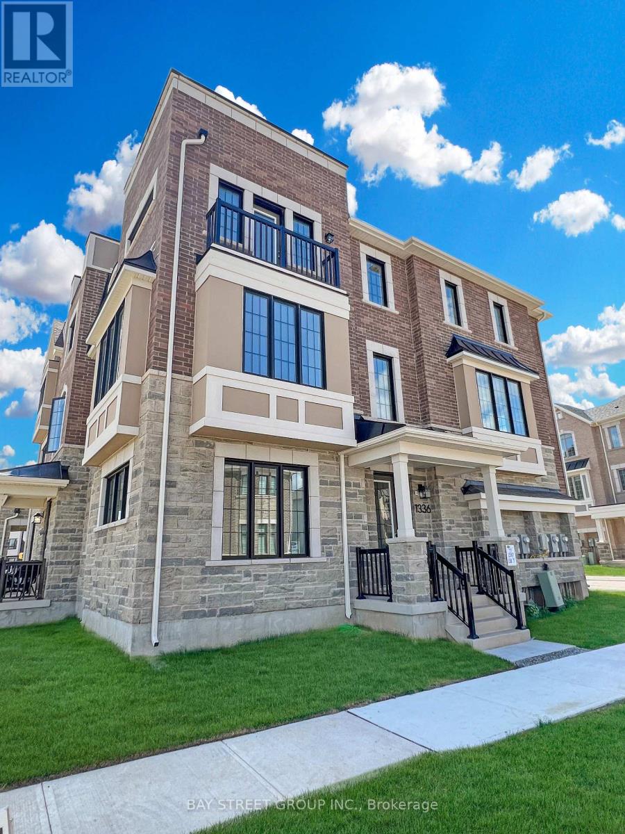 1336 RIPPLEWOOD AVENUE, Oakville, Ontario