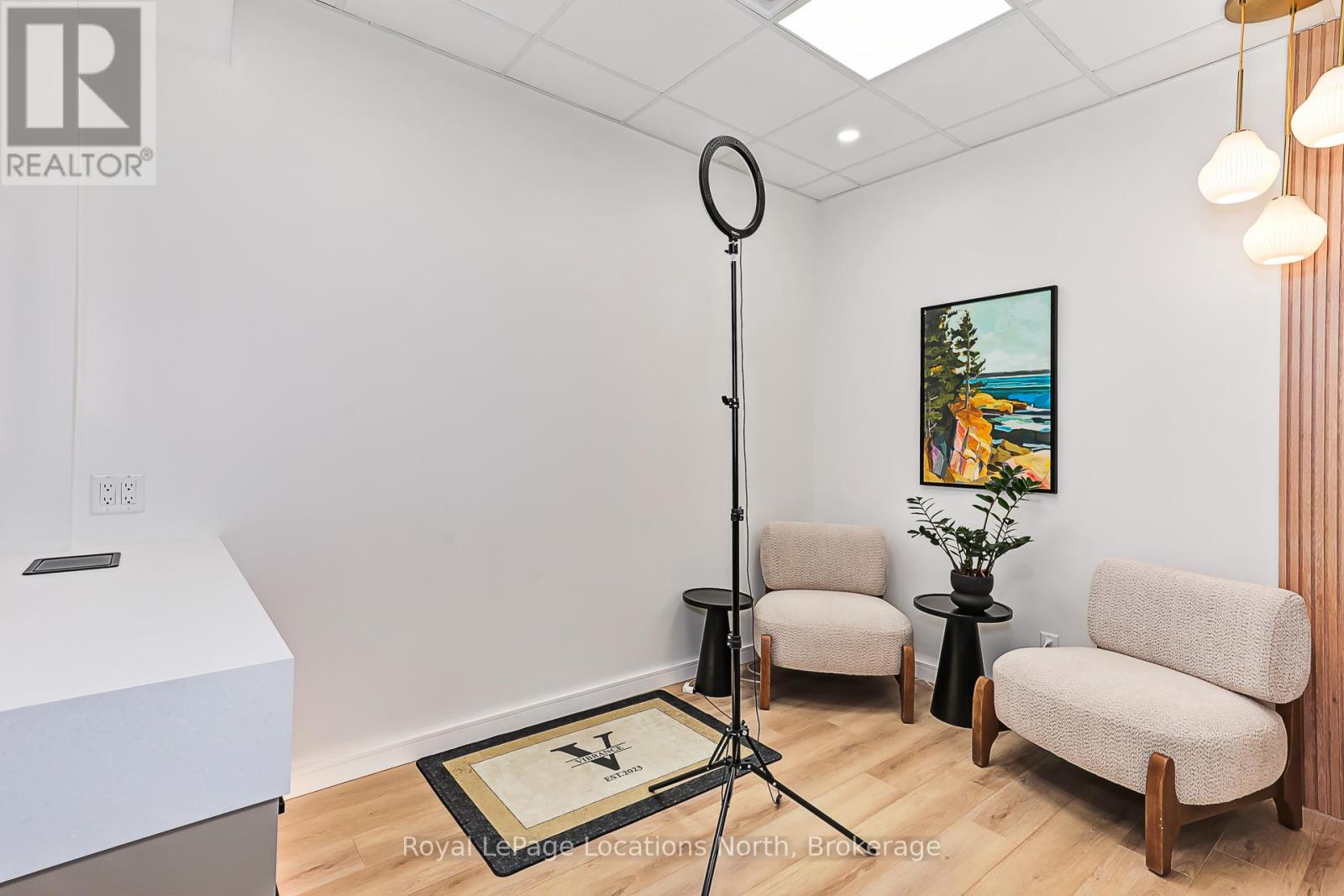 202 - 74 Hurontario Street, Collingwood, Ontario  L9Y 1E3 - Photo 12 - S12366009