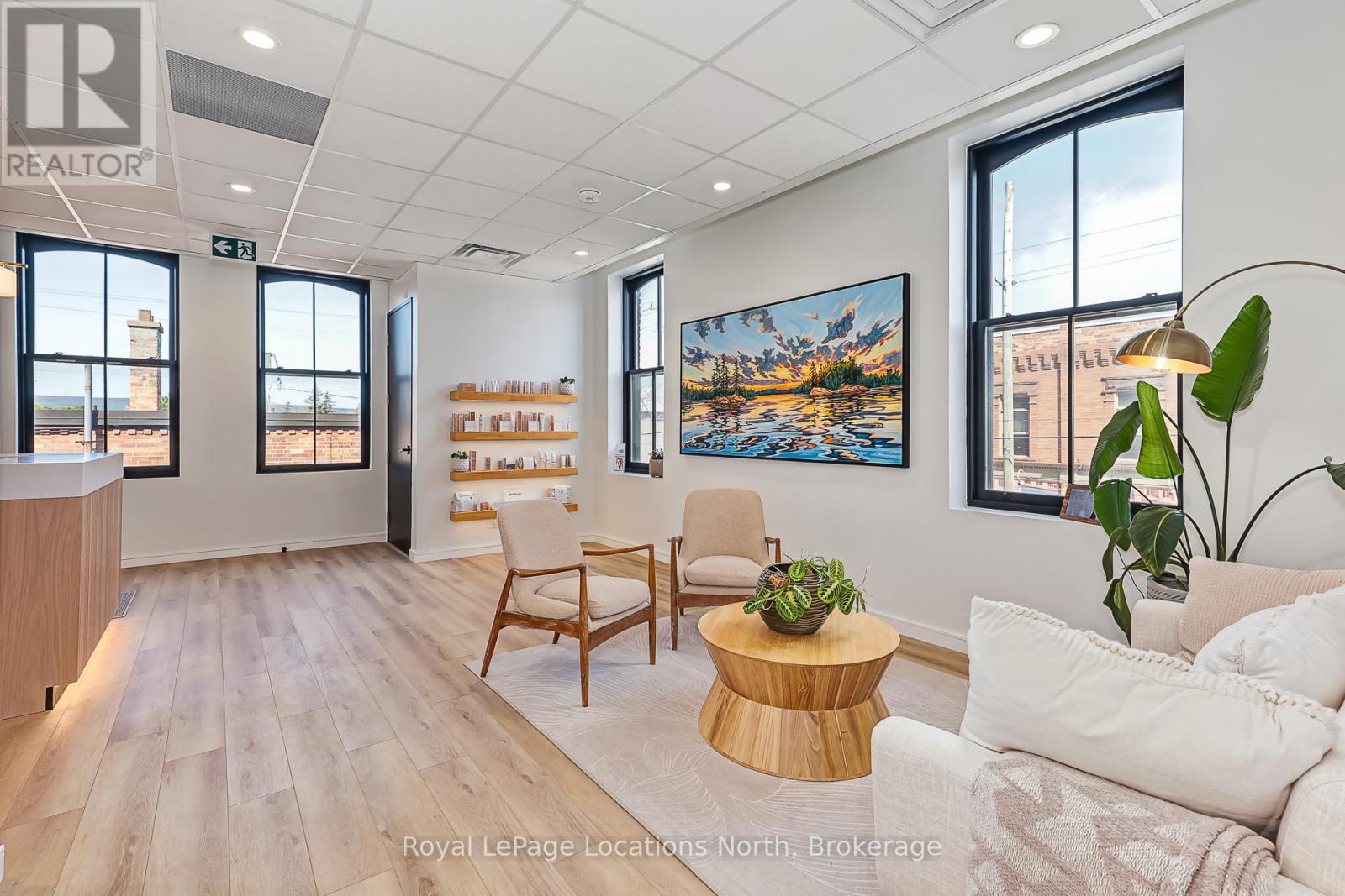 202 - 74 Hurontario Street, Collingwood, Ontario  L9Y 1E3 - Photo 6 - S12366009