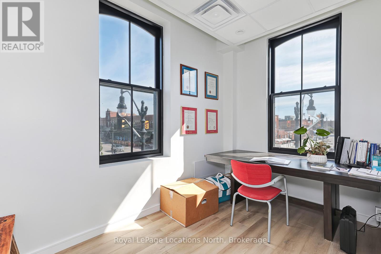 202 - 74 Hurontario Street, Collingwood, Ontario  L9Y 1E3 - Photo 8 - S12366009