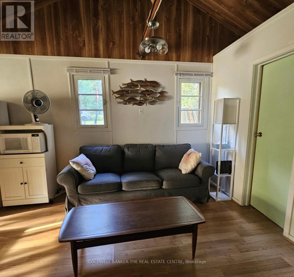 227 Sunset Beach Road, Kawartha Lakes, Ontario  K0M 2B0 - Photo 3 - X12365955