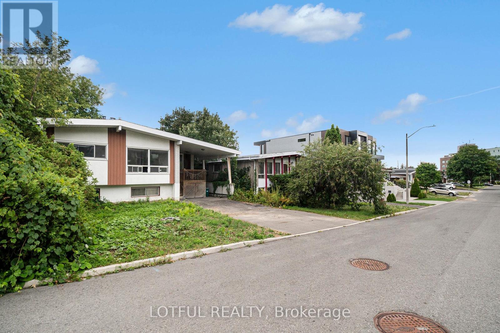 328 Perrier Avenue, Ottawa, Ontario  K1L 5C7 - Photo 4 - X12365986