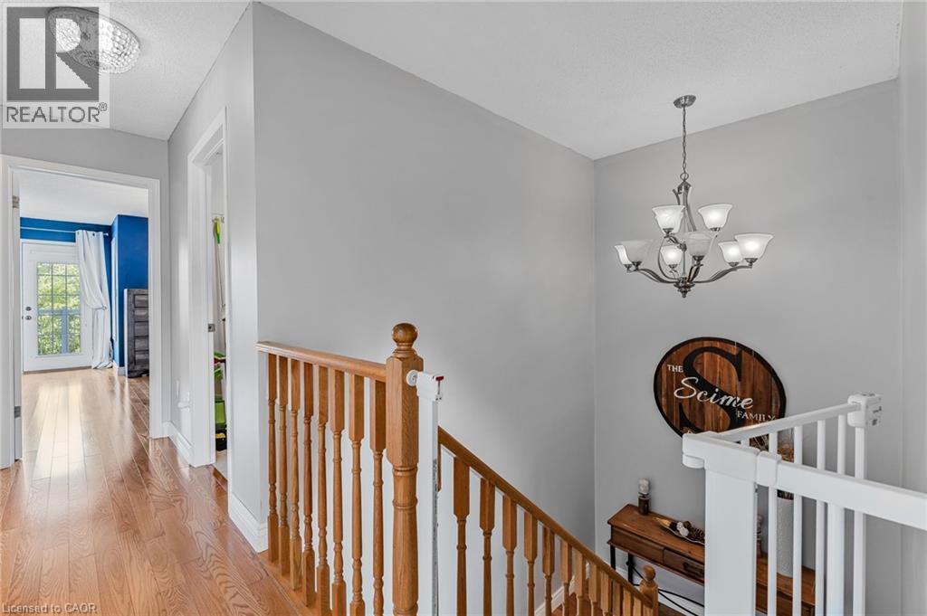 117 Glenmeadow Crescent, Stoney Creek, Ontario  L8E 6C1 - Photo 10 - 40763531