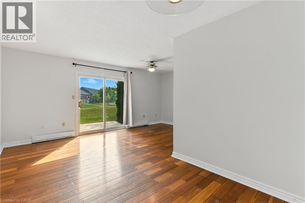 65 Dorchester Boulevard Unit# 44, St. Catharines, Ontario  L2M 7T1 - Photo 8 - 40763307