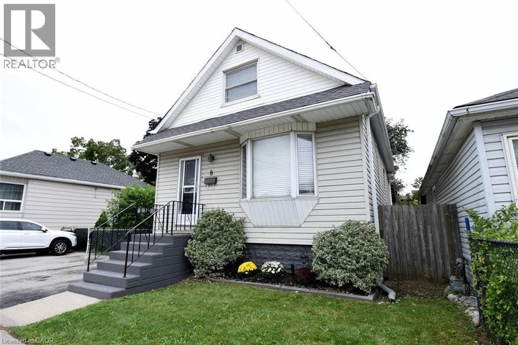 8 East 31st Street, Hamilton, Ontario  L8V 3N7 - Photo 2 - 40763257