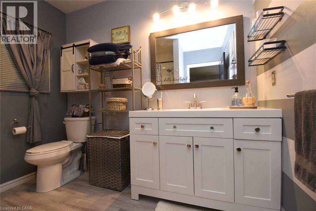 8 East 31st Street, Hamilton, Ontario  L8V 3N7 - Photo 22 - 40763257