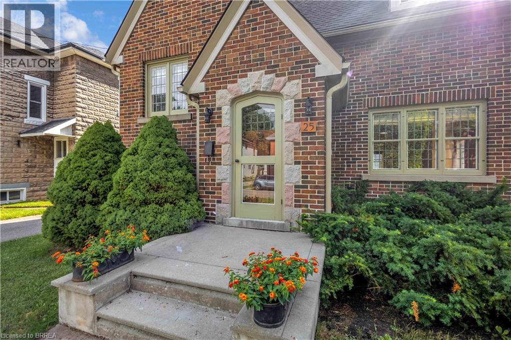 25 Broadway Street E, Paris, Ontario  N3L 2R3 - Photo 3 - 40761562