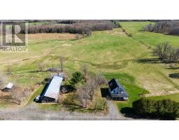 77 LAKESHORE ROAD, McKellar, Ontario