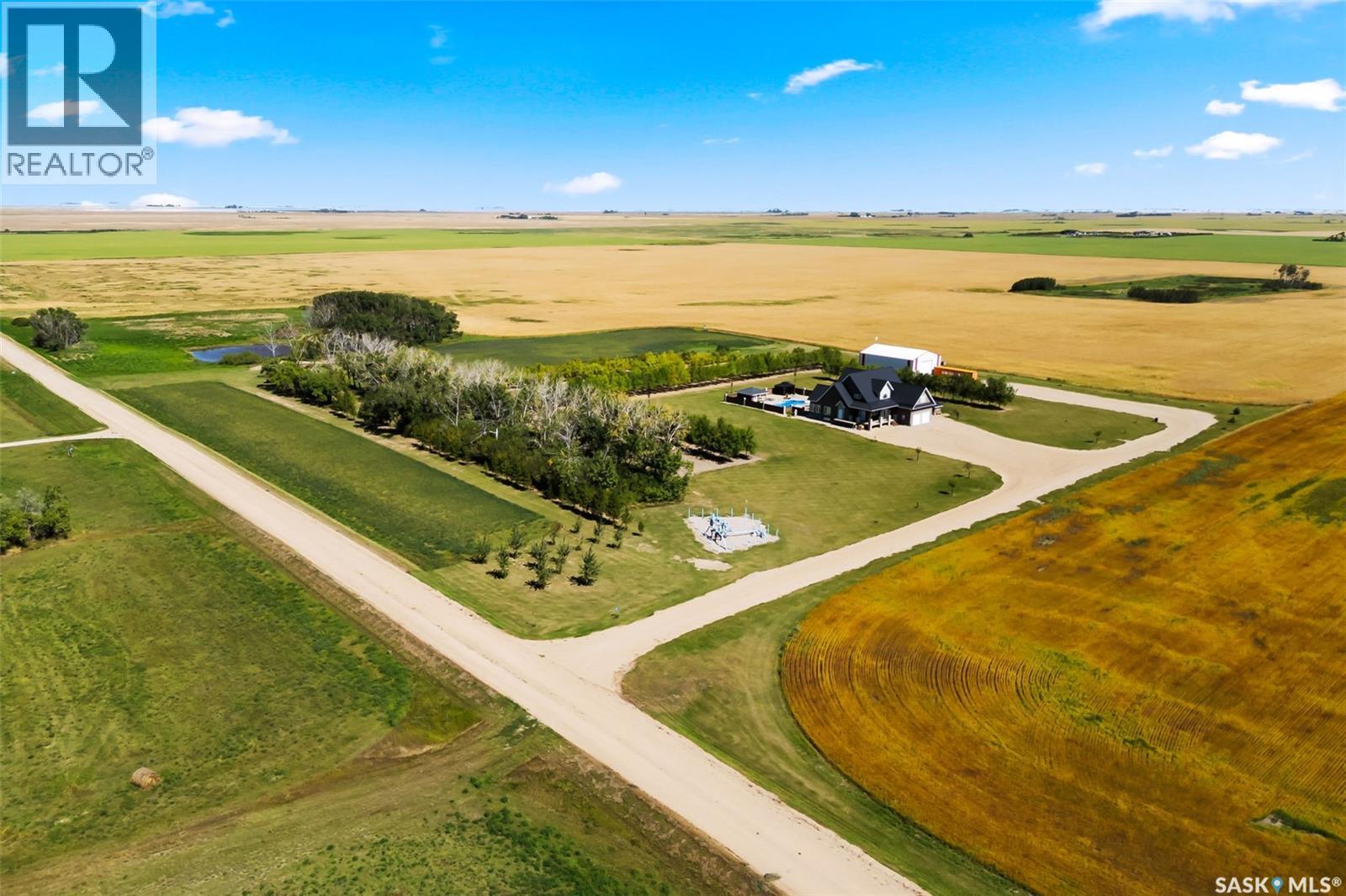 Fichter Acreage, Estevan Rm No. 5, Saskatchewan  S4A 2A6 - Photo 2 - SK016607