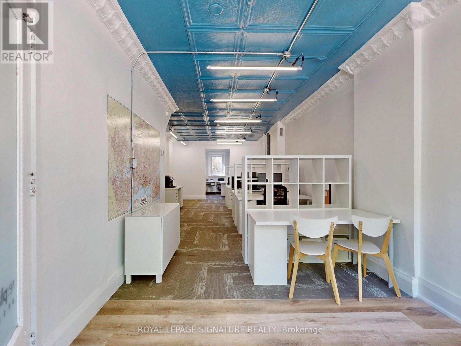 911 Davenport Road, Toronto, Ontario M6G 2B7 - Photo 10 - C12365990