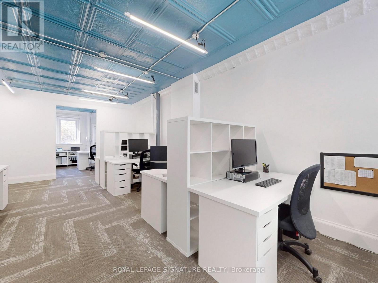 911 Davenport Road, Toronto, Ontario M6G 2B7 - Photo 15 - C12365990