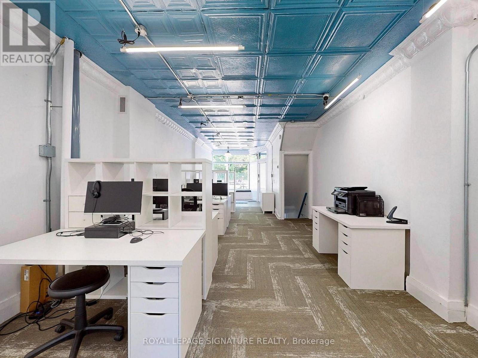 911 Davenport Road, Toronto, Ontario M6G 2B7 - Photo 17 - C12365990