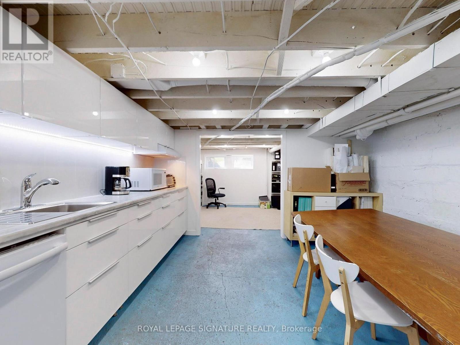 911 Davenport Road, Toronto, Ontario M6G 2B7 - Photo 27 - C12365990