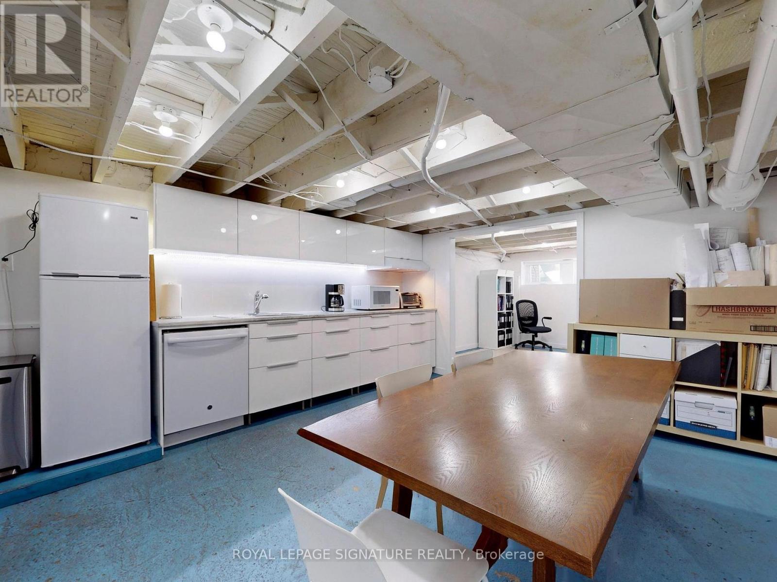 911 Davenport Road, Toronto, Ontario M6G 2B7 - Photo 28 - C12365990