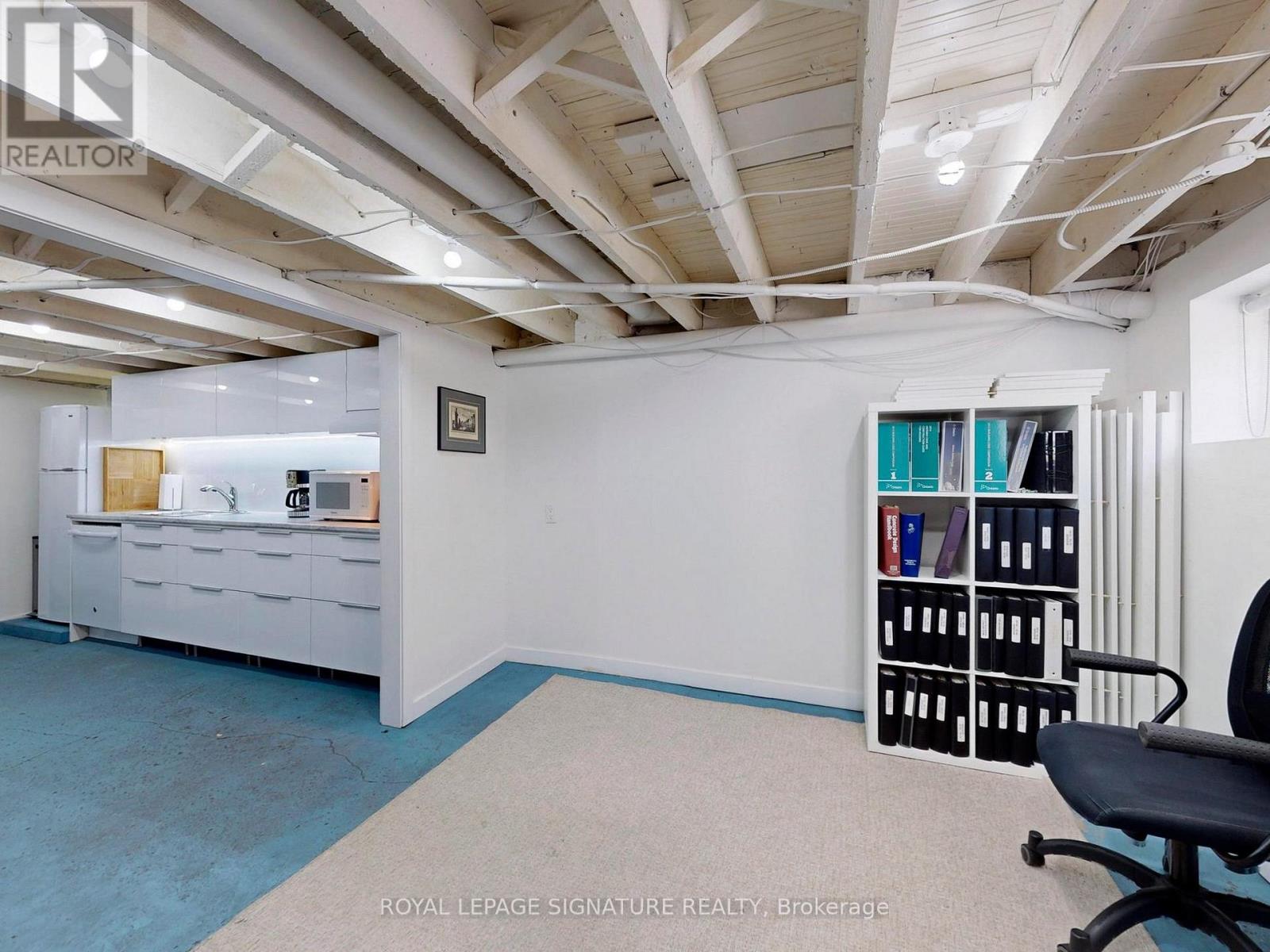 911 Davenport Road, Toronto, Ontario M6G 2B7 - Photo 37 - C12365990