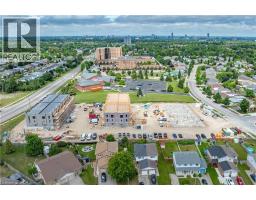 525 ERINBROOK Drive Unit# B033, Kitchener, Ontario