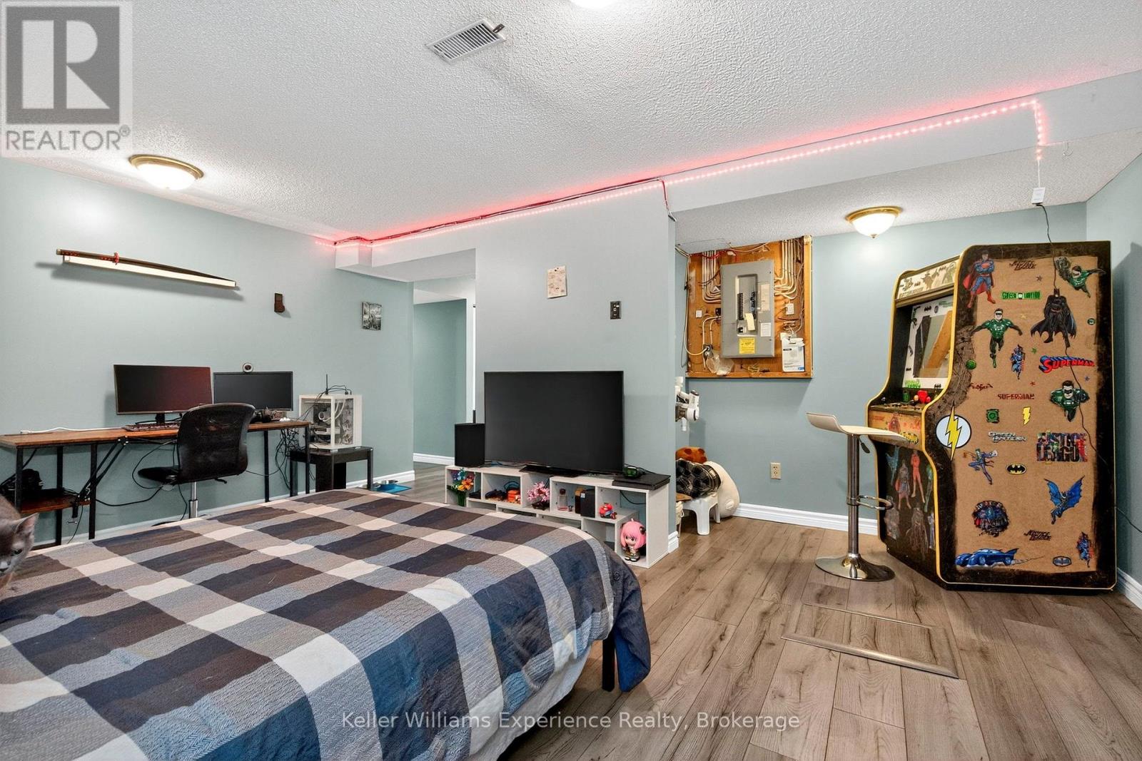 308 Assiniboia Street, Tay, Ontario  L0K 1R0 - Photo 24 - S12366056