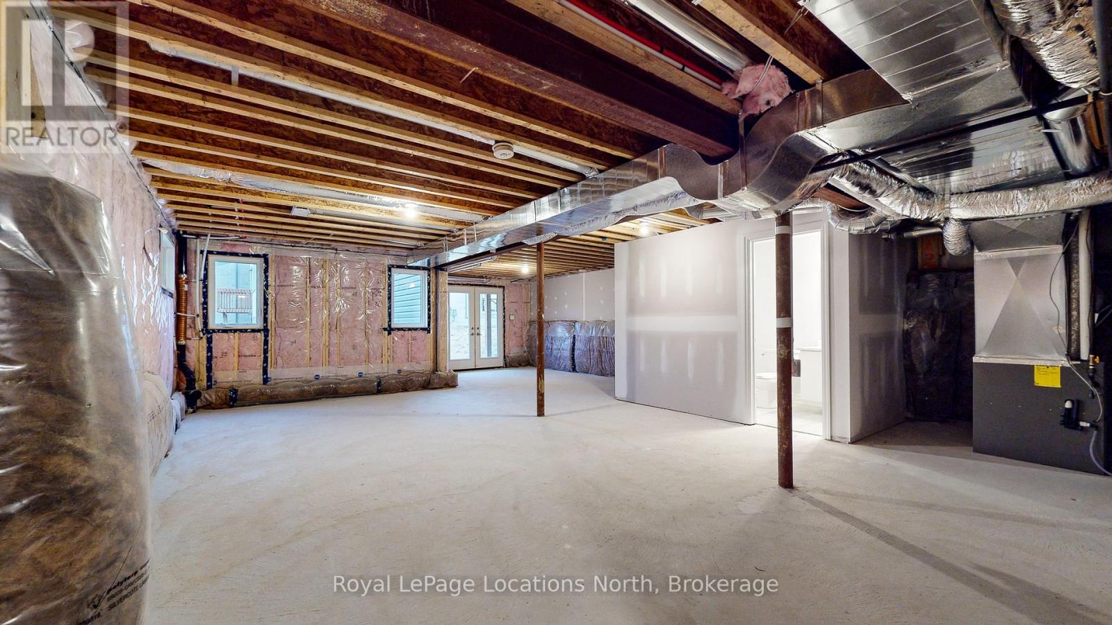 37 Federica Crescent, Wasaga Beach, Ontario  L9Z 0N5 - Photo 37 - S12366121