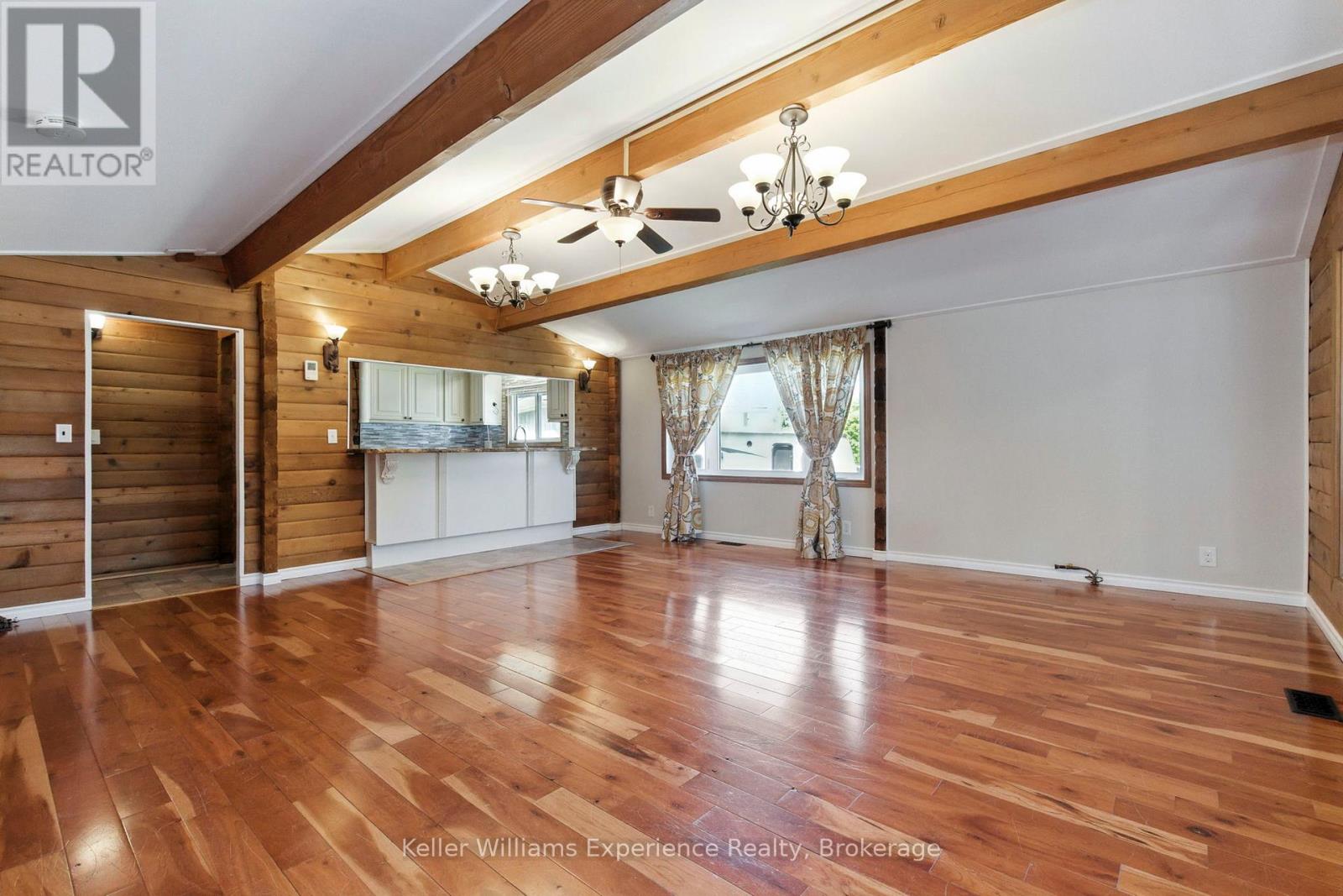 144 Bay Street, Tay, Ontario  L0K 2A0 - Photo 11 - S12366137