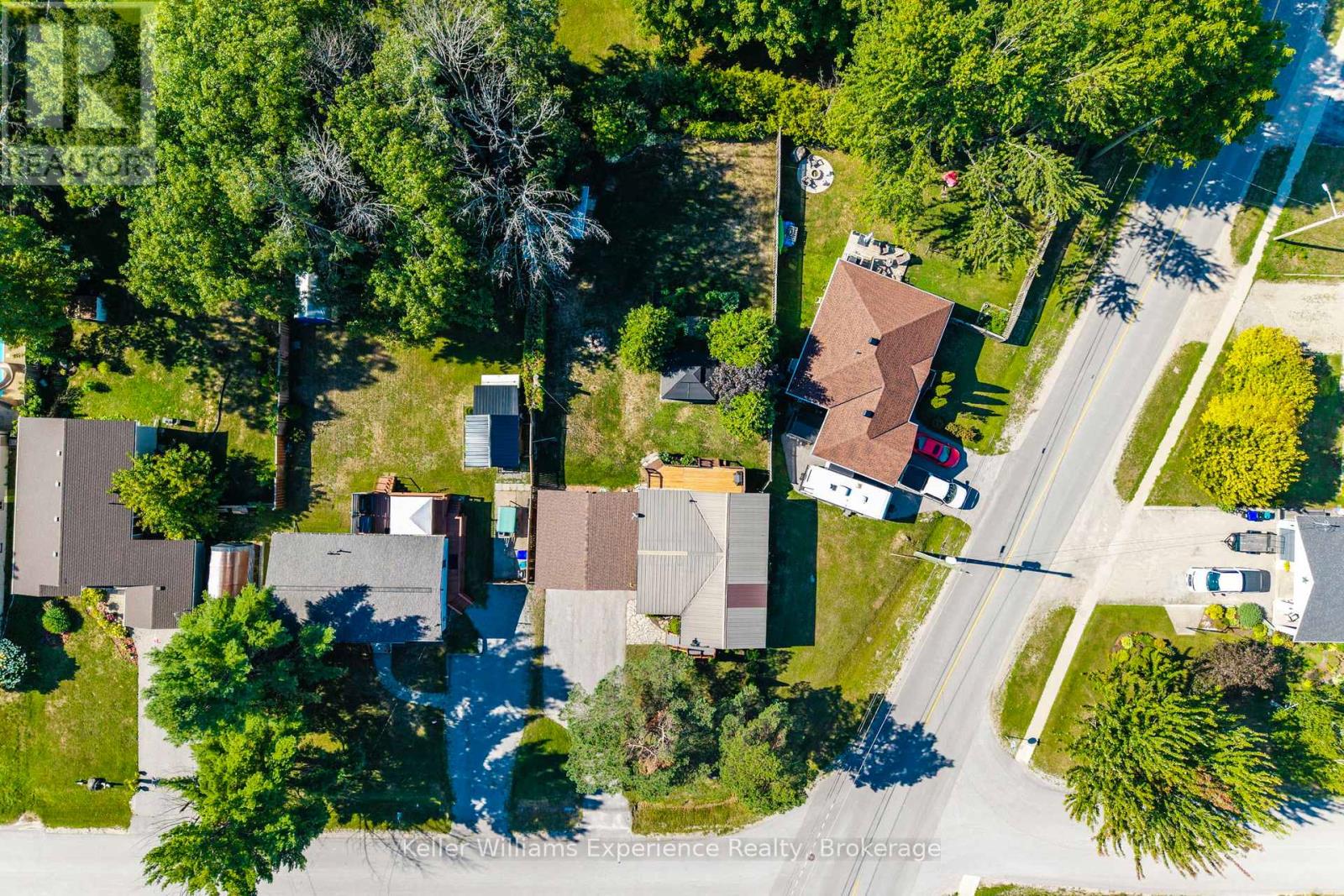 144 Bay Street, Tay, Ontario  L0K 2A0 - Photo 5 - S12366137