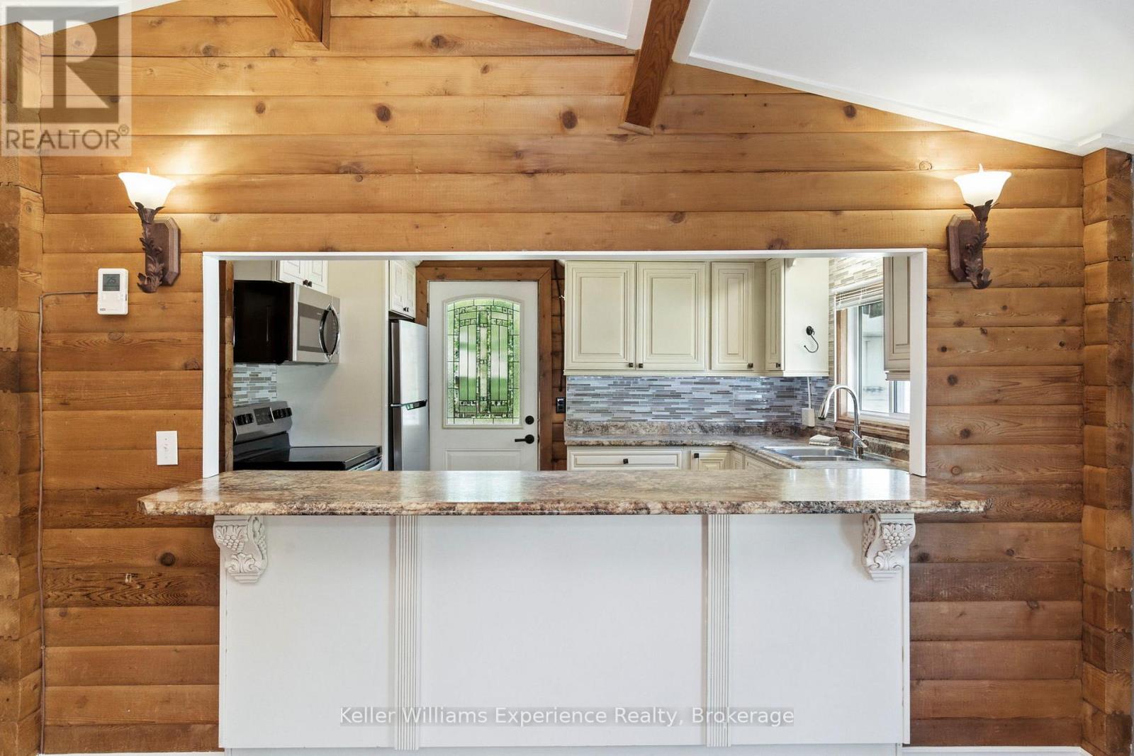 144 Bay Street, Tay, Ontario  L0K 2A0 - Photo 9 - S12366137