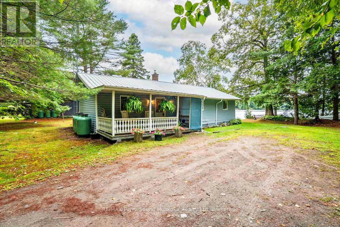 4 Mckechnie Road S, Seguin, Ontario  P2A 2W8 - Photo 37 - X12366045