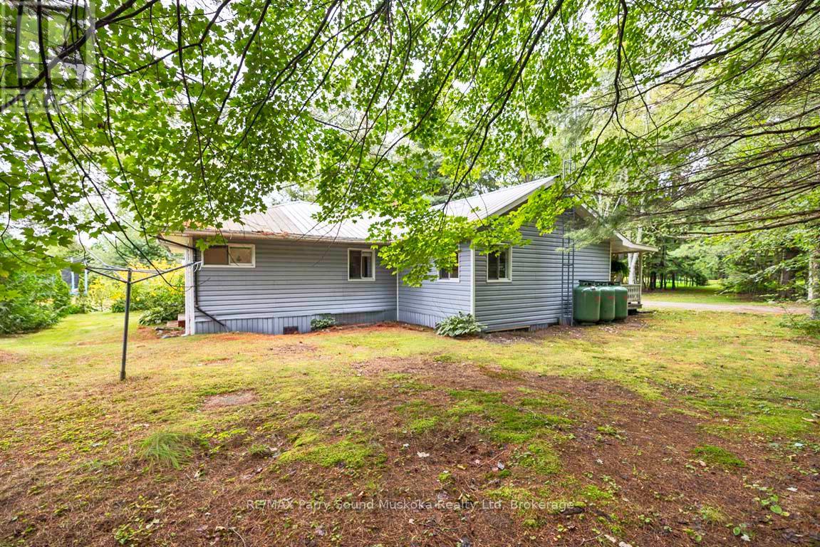 4 Mckechnie Road S, Seguin, Ontario  P2A 2W8 - Photo 38 - X12366045
