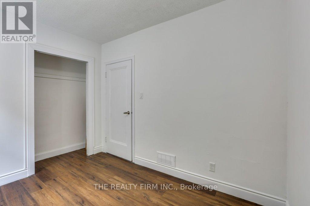 520 Highbury Avenue N, London East, Ontario  N5W 4K7 - Photo 14 - X12366124