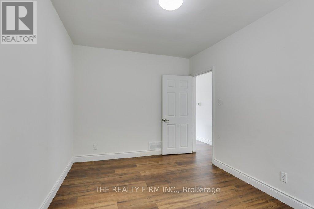 520 Highbury Avenue N, London East, Ontario  N5W 4K7 - Photo 18 - X12366124