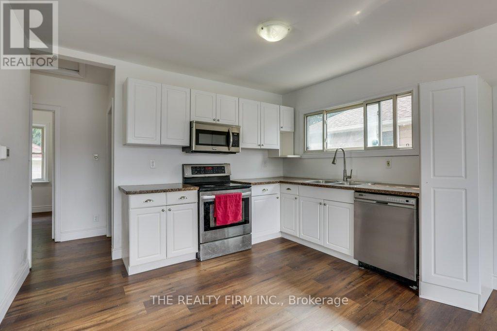 520 Highbury Avenue N, London East, Ontario  N5W 4K7 - Photo 9 - X12366124
