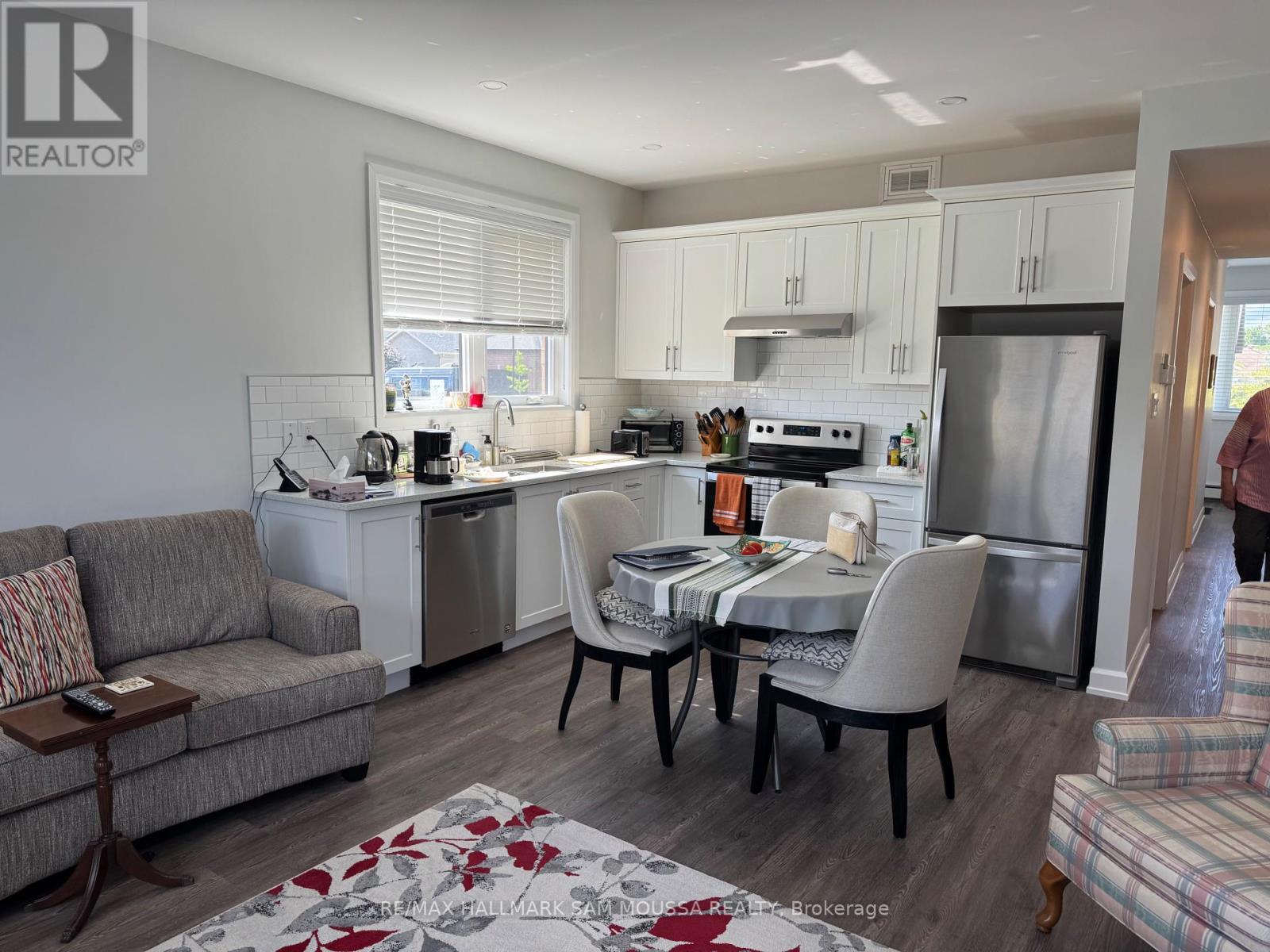 6 - 39 Senators Gate Drive, Perth, Ontario  K7H 0B5 - Photo 13 - X12366133