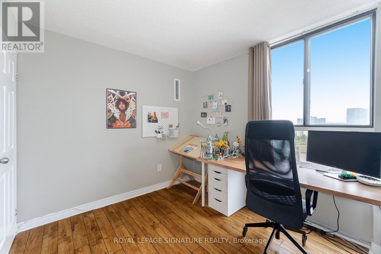 1003 - 3170 Kirwin Avenue, Mississauga, Ontario L5A 3R1 - Photo 30 - W12366008