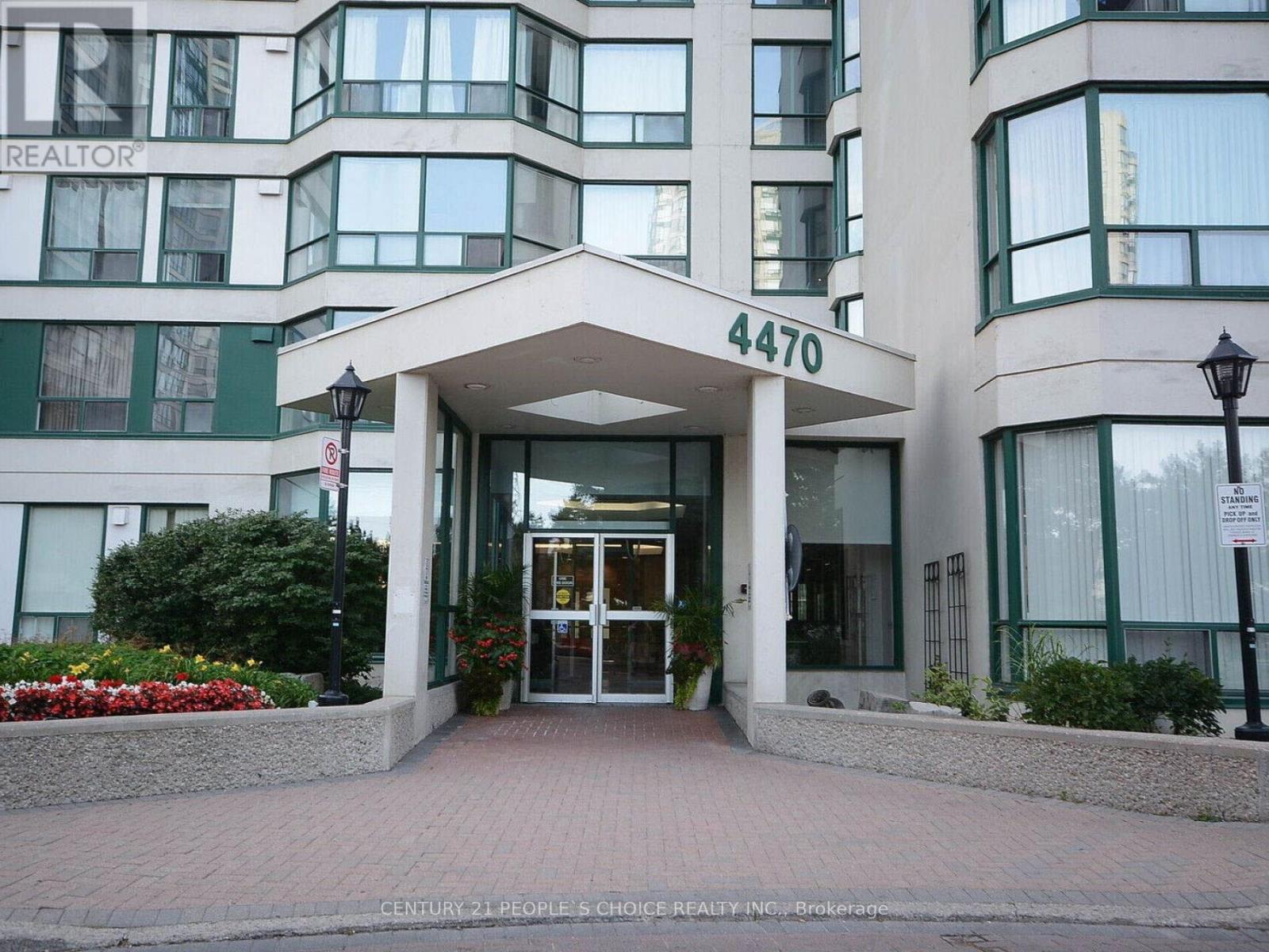 1805 - 4470 Tucana Court, Mississauga (Hurontario), Ontario  L5R 3K8 - Photo 4 - W12366024